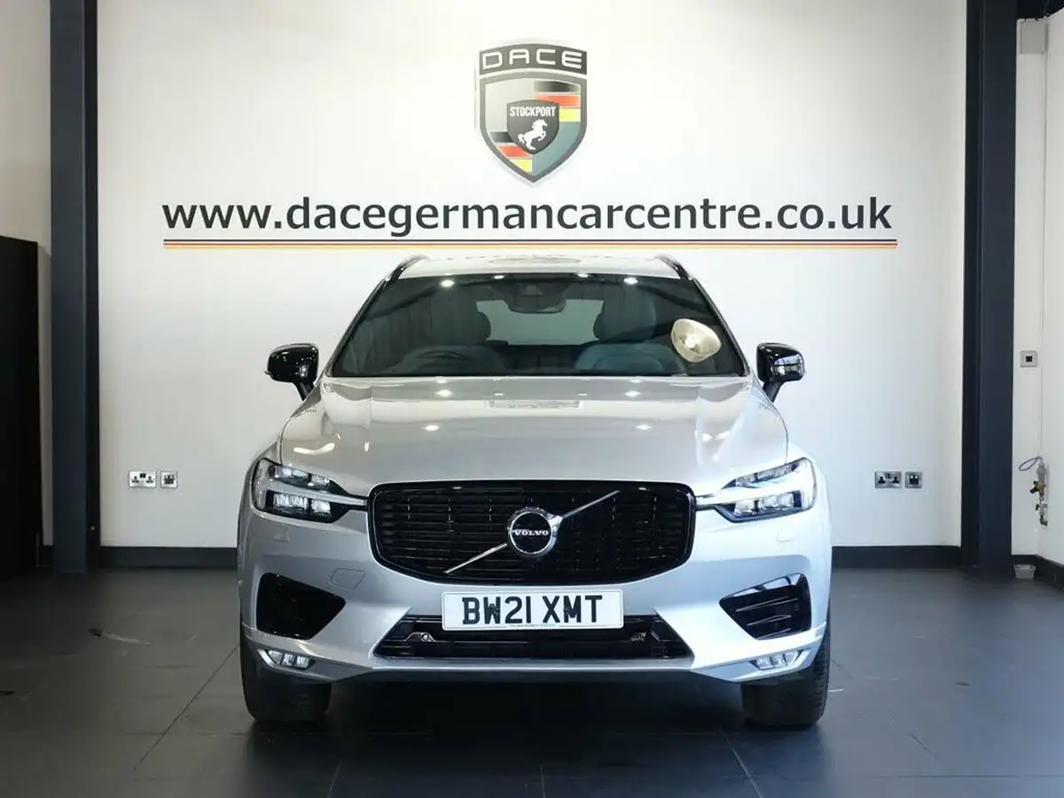 2021-volvo-xc60-20-b5-r-design-awd-big-4