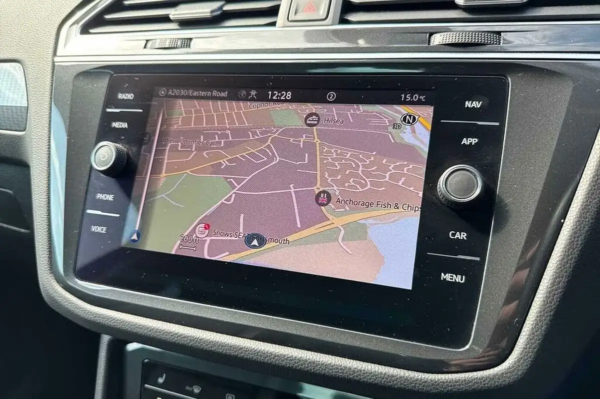 2020-volkswagen-tiguan-15-tsi-life-150ps-dsg-big-20