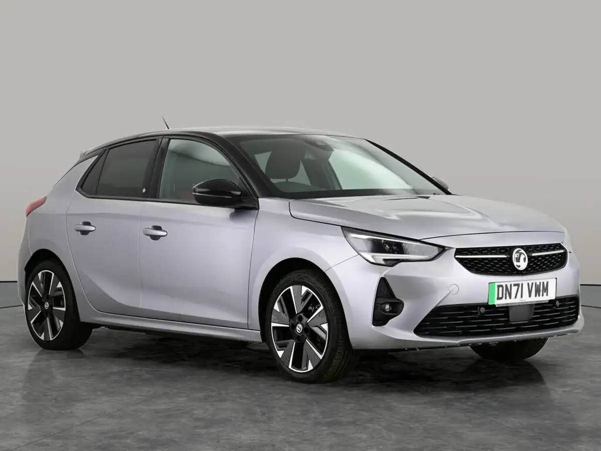 2021-vauxhall-corsa-e-sri-premium-big-3
