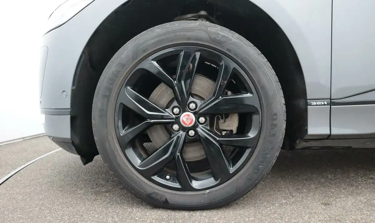 2019-jaguar-i-pace-ev400-hse-big-18