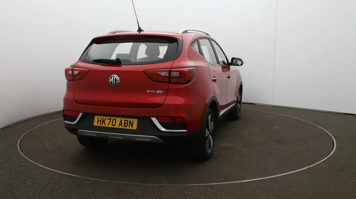 2020-mg-zs-suv-e-exclusive-ev-big-48