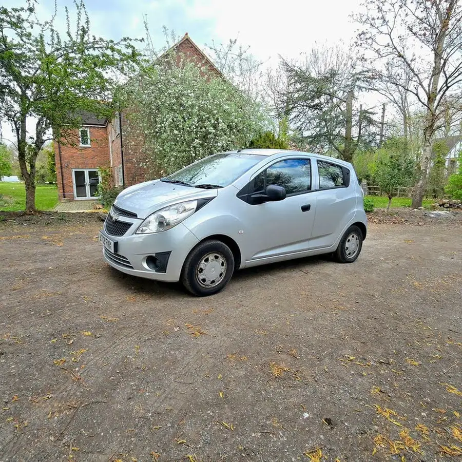 2012-chevrolet-spark-10-big-38