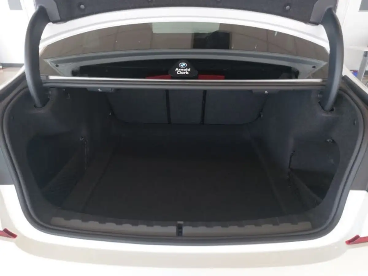 2021-bmw-3-series-20-320i-xdrive-m-sport-big-12