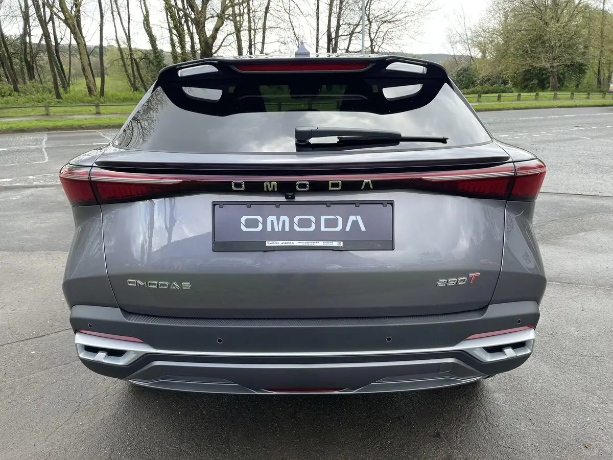 2024-omoda-5-16-t-gdi-noble-big-6