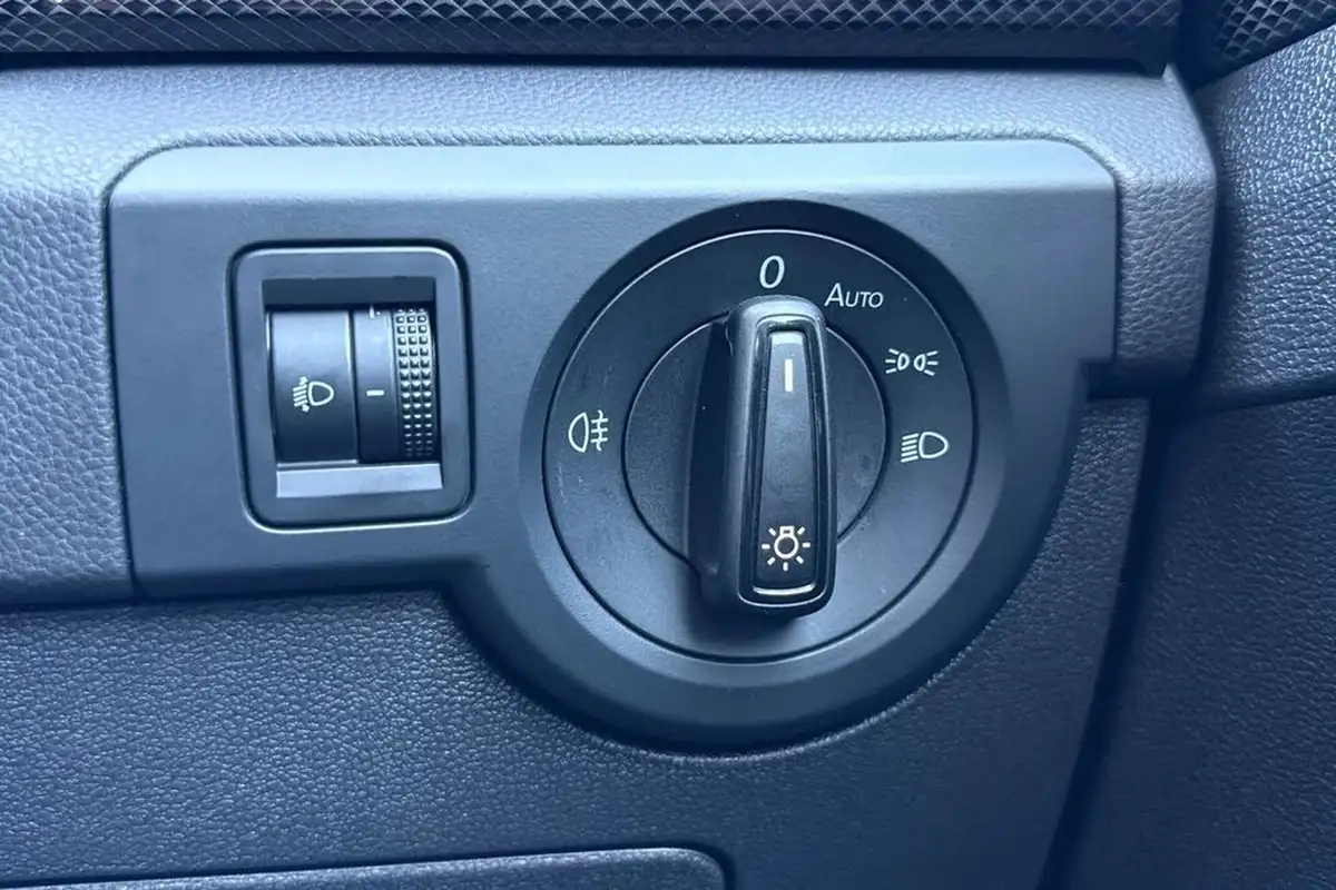 2024-volkswagen-t-cross-10-tsi-life-95ps-big-31