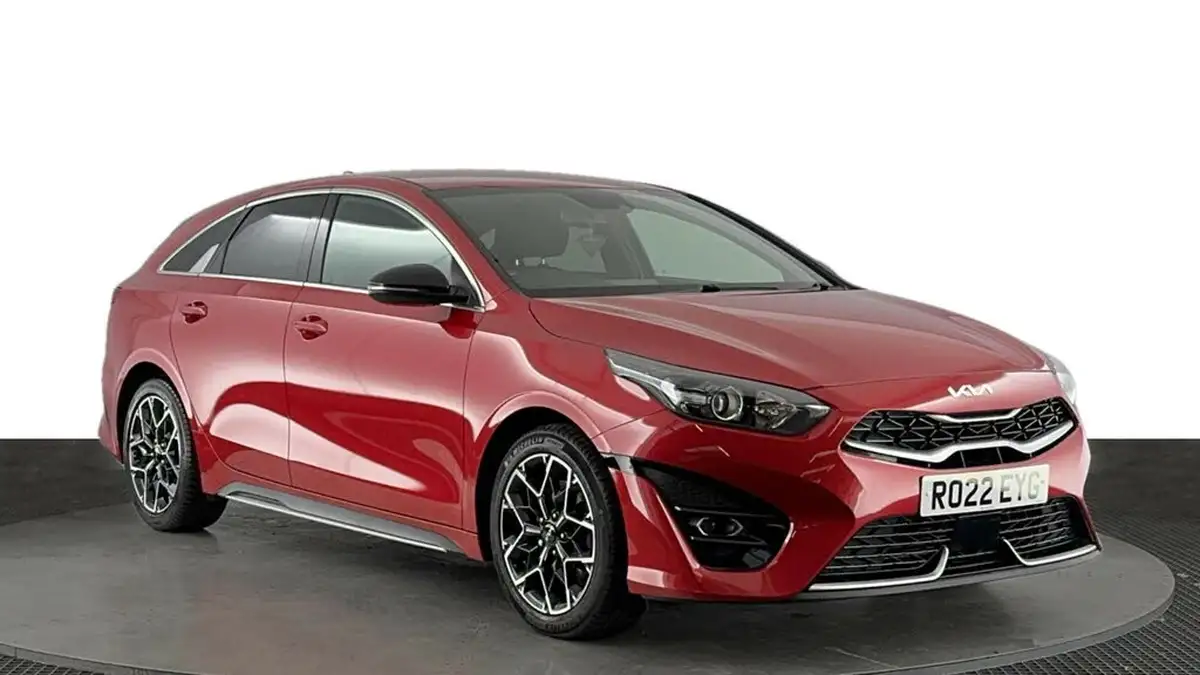2022-kia-pro-ceed-15-t-gdi-gt-line-big-1