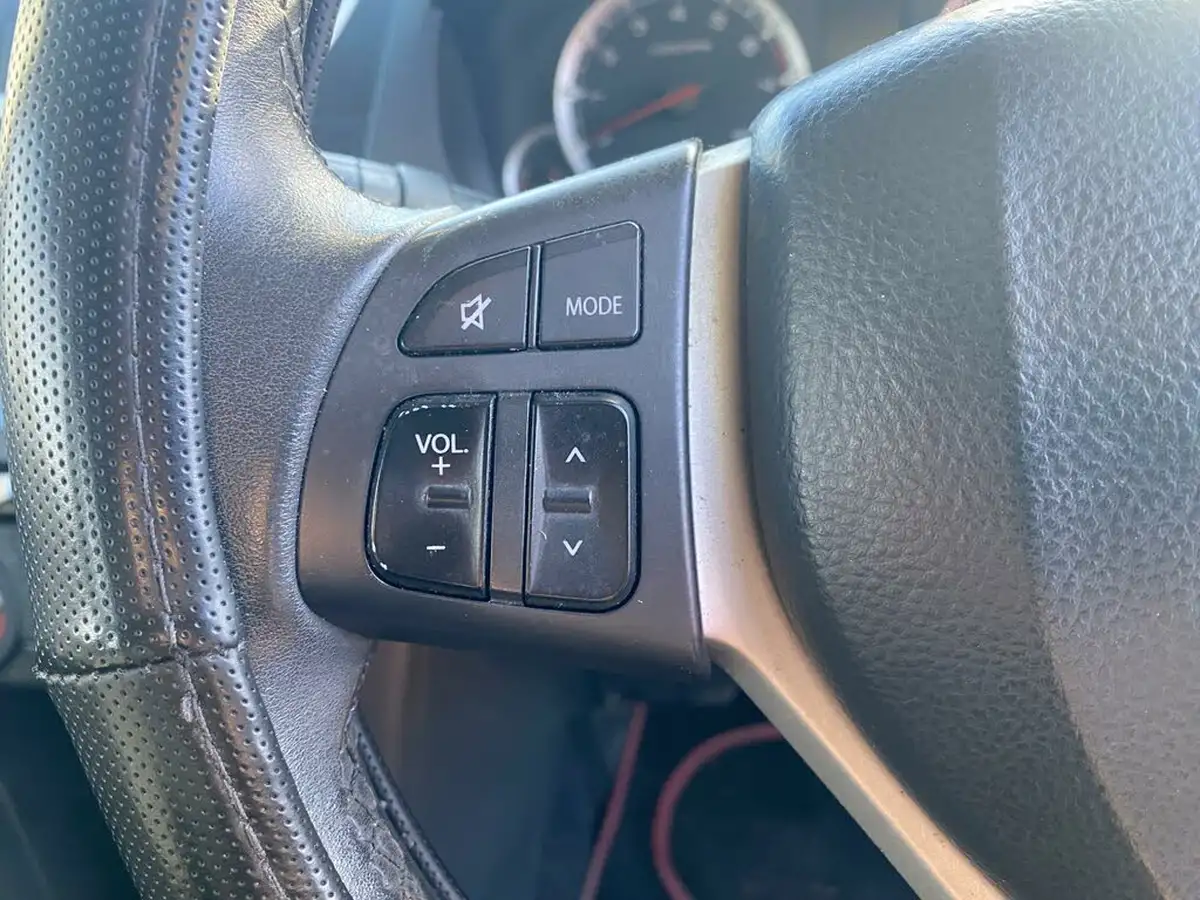 2012-suzuki-swift-12-sz3-3d-big-17