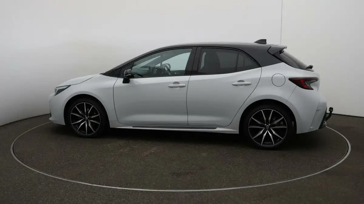 2023-toyota-corolla-18-vvt-i-gr-sport-138bhp-hatchback-big-51