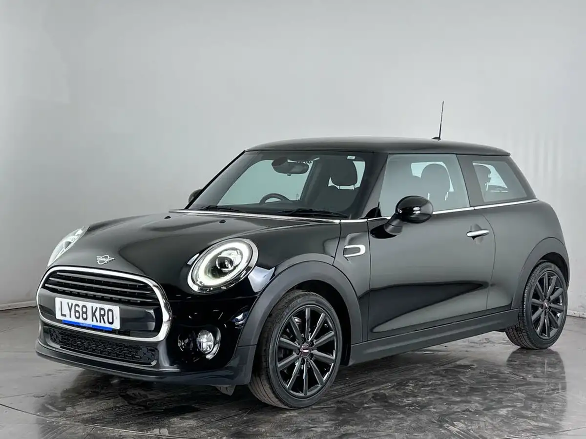 2018-mini-cooper-15-cooper-classic-ss-hatchback-3d-big-2