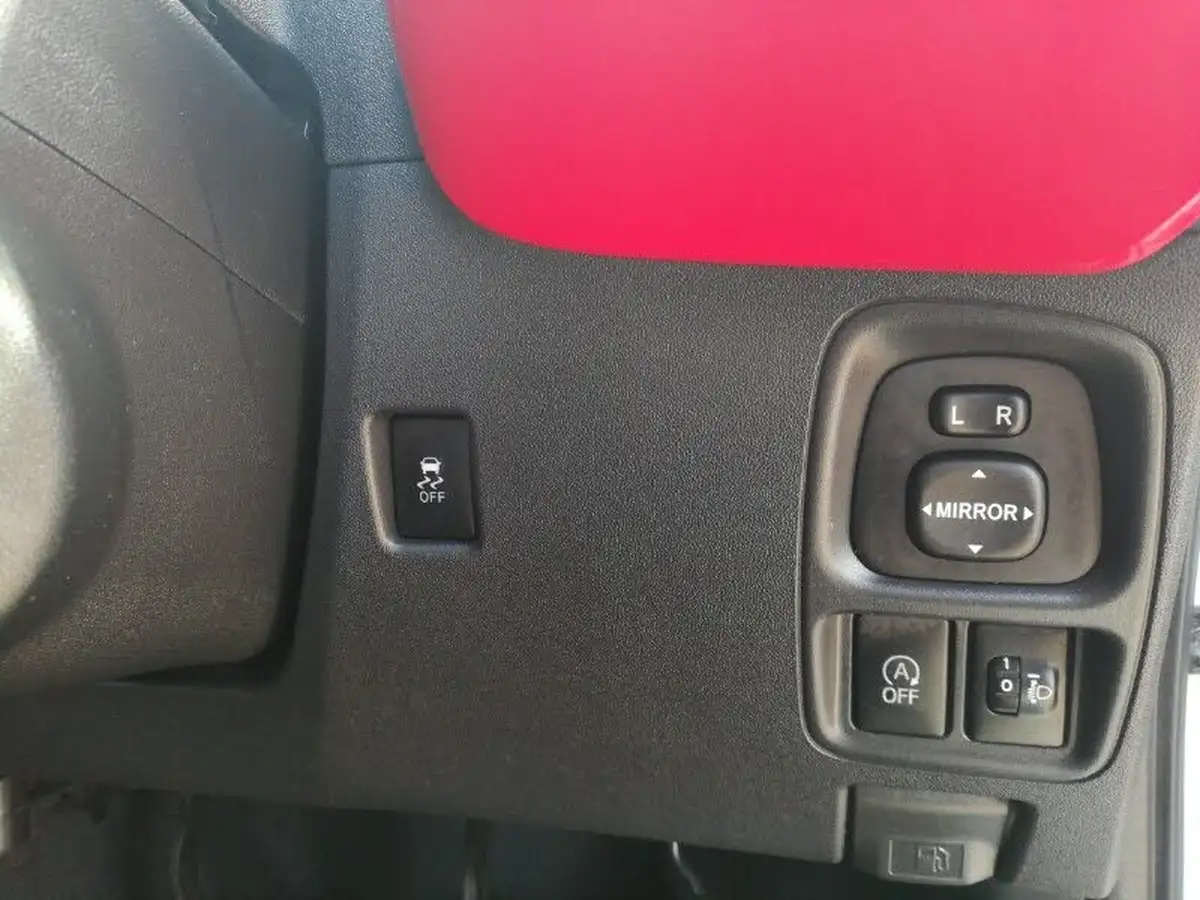 2020-citroen-c1-10-vti-jcc-big-9