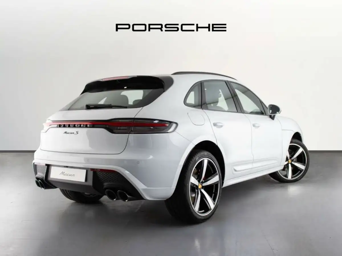 2025-porsche-macan-29-v6-s-big-2