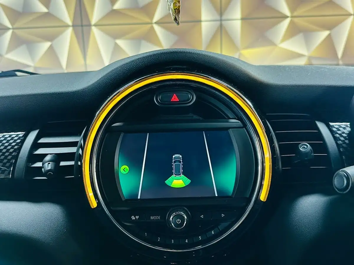 2019-mini-cooper-20-cooper-s-sport-189bhp-hatchback-5d-auto-big-2