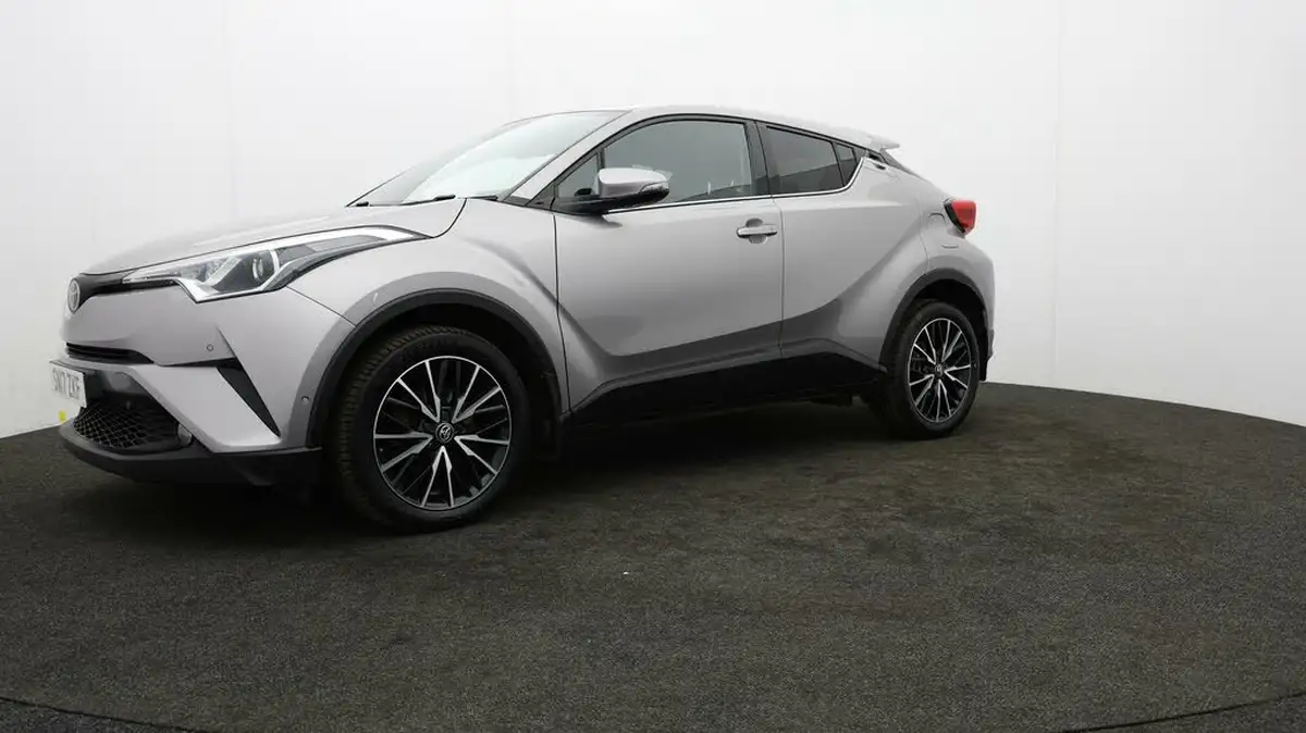 2017-toyota-c-hr-12-excel-big-53