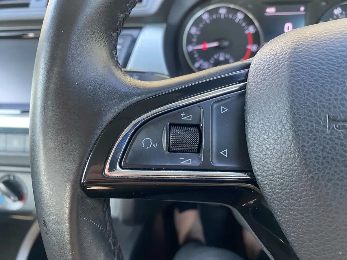 2018-skoda-fabia-10-tsi-se-109ps-ss-hatchback-dsg-big-12