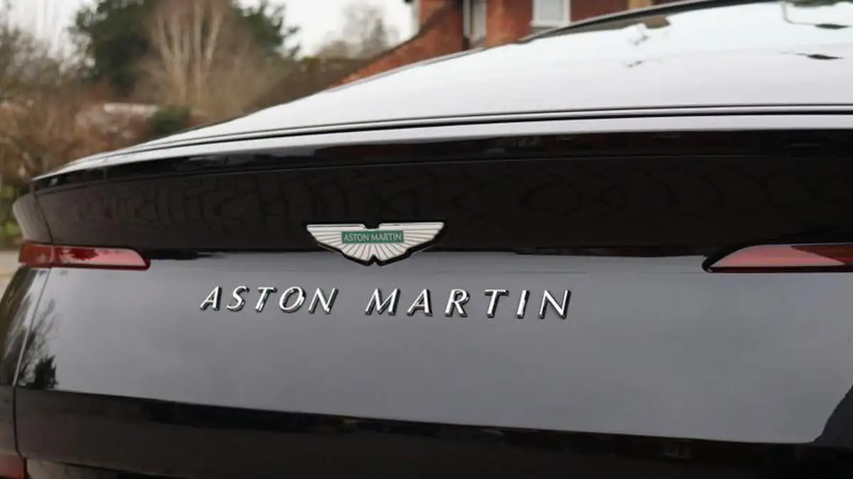 2024-aston-martin-db12-40-v8-auto-euro-6-ss-2dr-big-6
