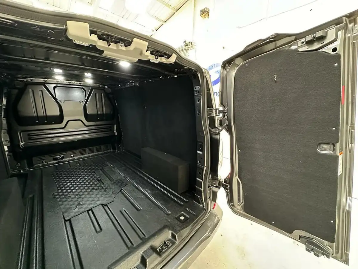 2023-ford-transit-custom-20tdci-280-l1h1-limited-136pseu6e-panel-van-1996cc-auto-big-17