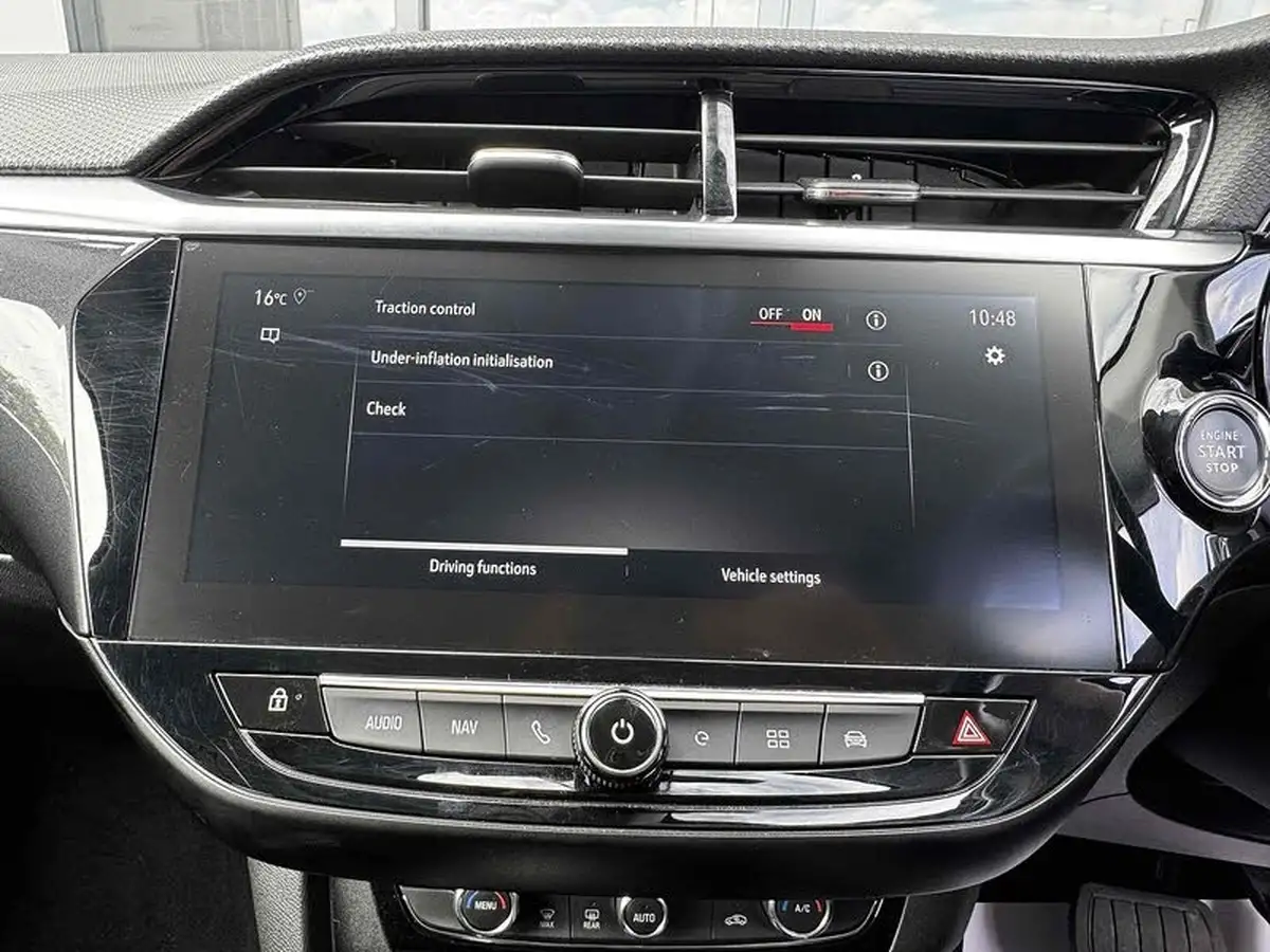 2020-vauxhall-corsa-e-elite-nav-74kw-big-33