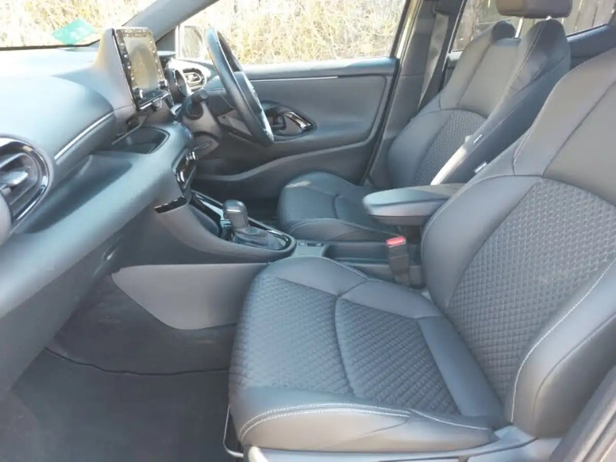 2022-toyota-yaris-15-vvt-i-dynamic-big-4
