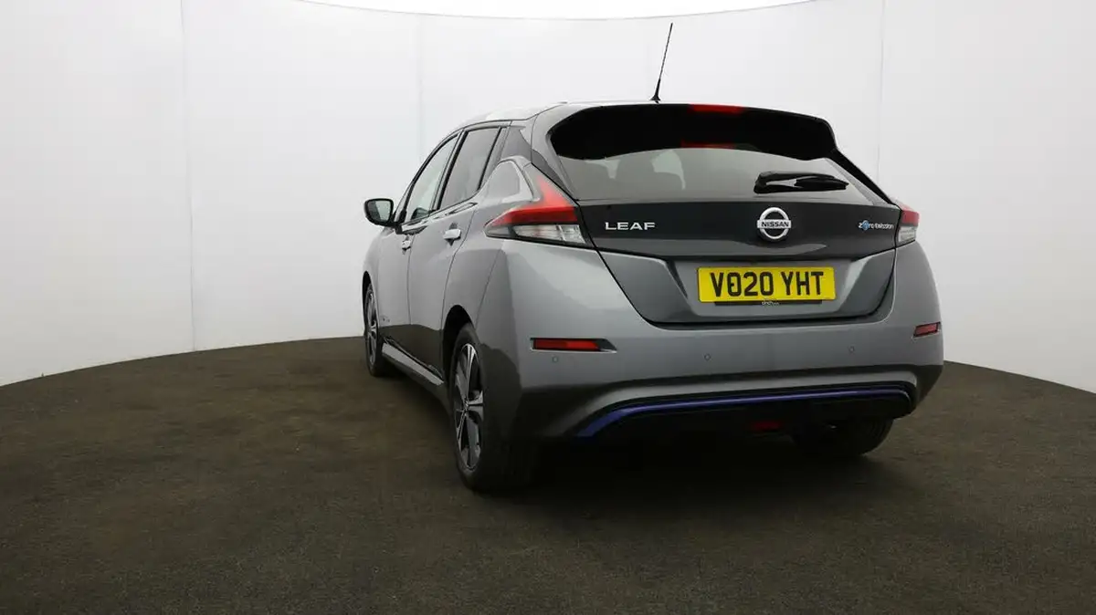 2020-nissan-leaf-e-n-connecta-big-24
