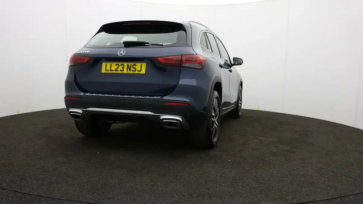 2023-mercedes-benz-gla-class-13-gla-200-sport-executive-station-wagon-big-76