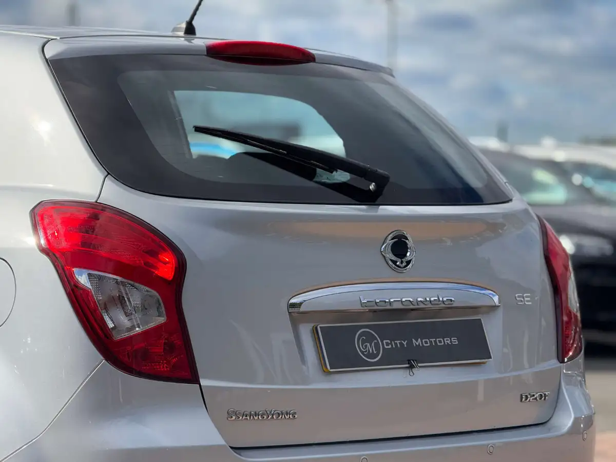 2015-ssangyong-korando-big-30
