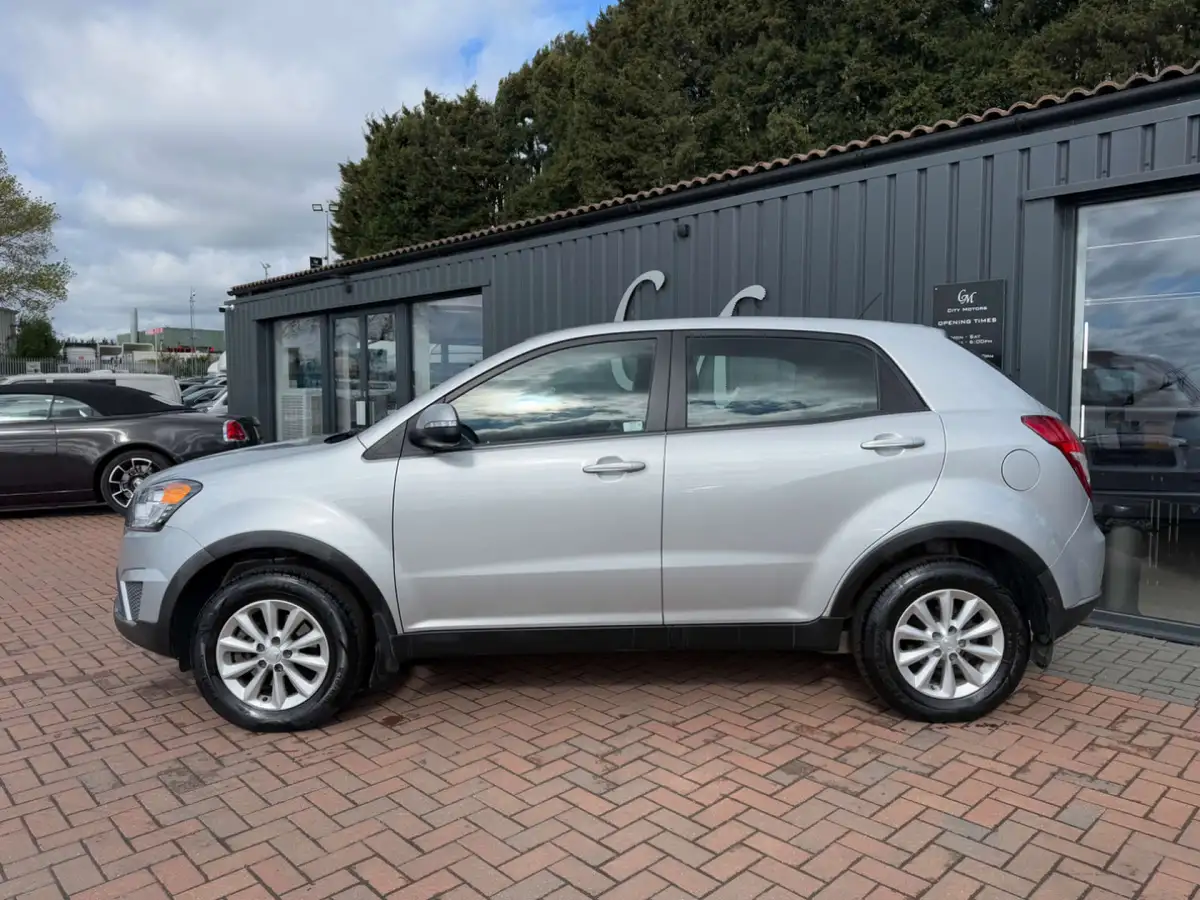 2015-ssangyong-korando-big-6
