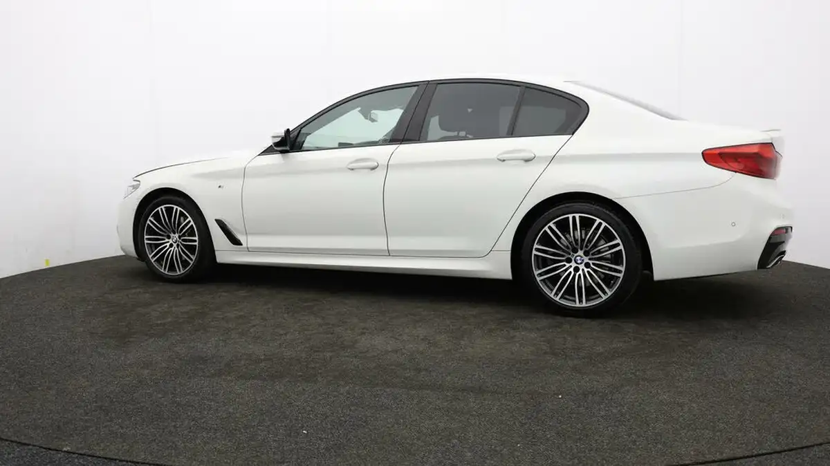2019-bmw-5-series-20td-520d-m-sport-190bhp-plus-pack-saloon-4d-big-64