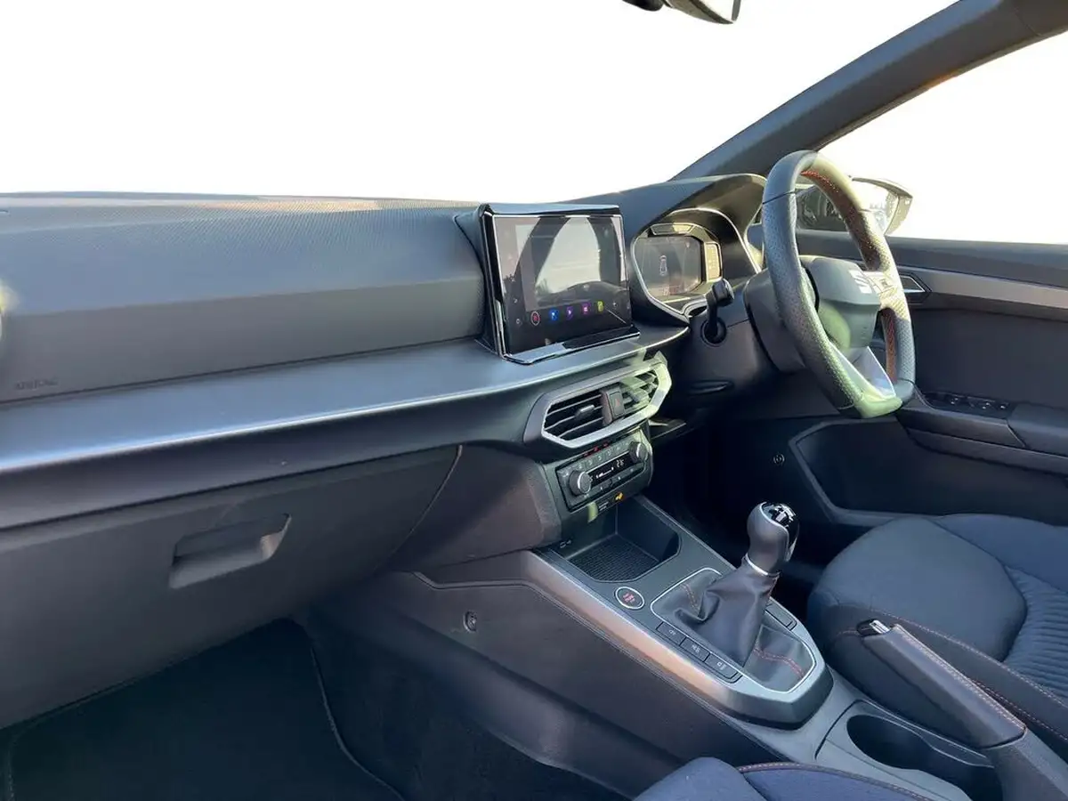 2024-seat-ibiza-10-tsi-anniversary-limited-edition-115ps-big-6