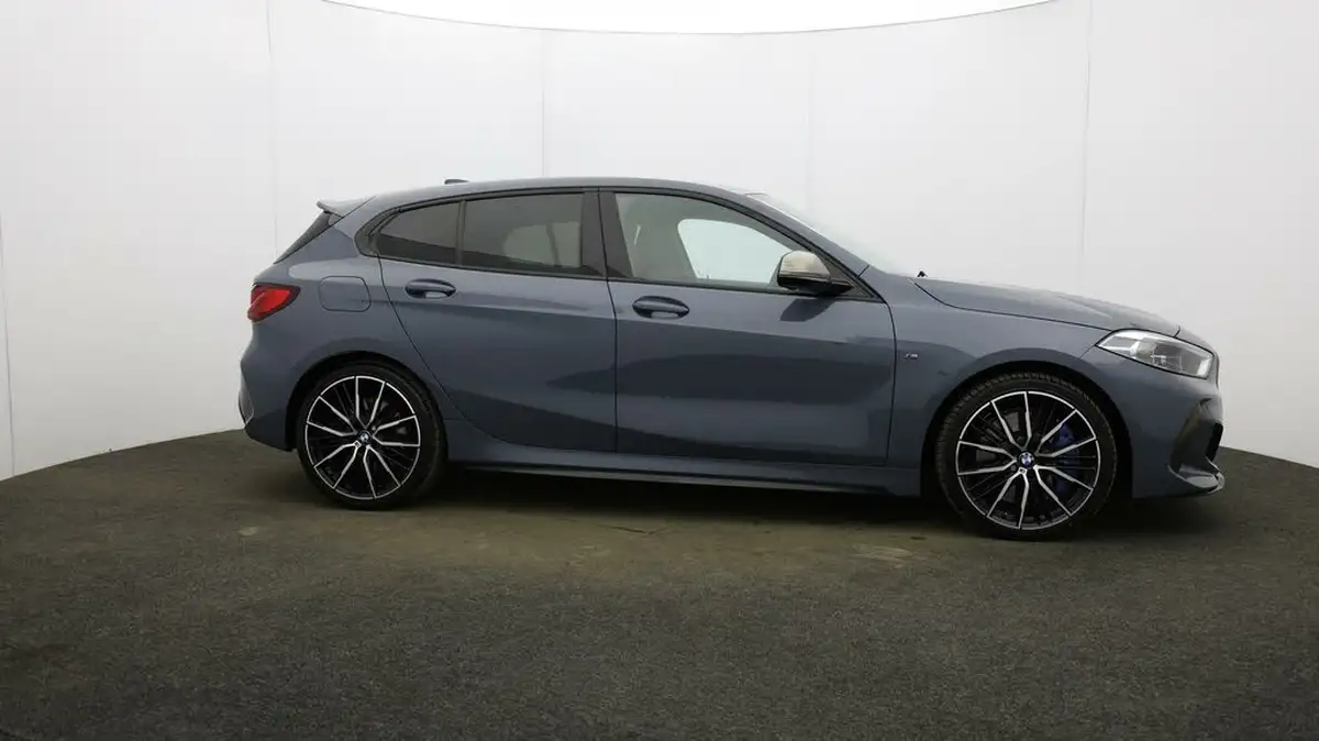 2020-bmw-1-series-20-m135i-xdrive-big-44