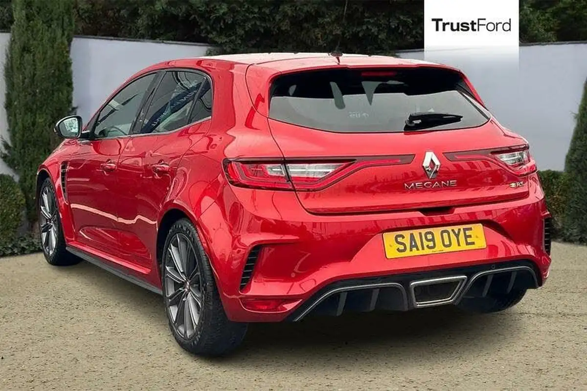 2019-renault-megane-18-tce-rs-280-big-1