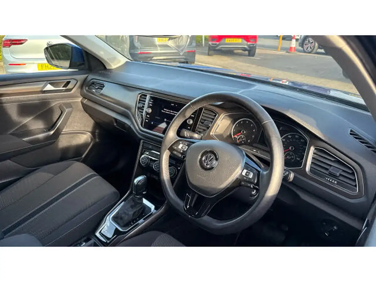 2019-volkswagen-t-roc-15-tsi-se-dsg-big-5