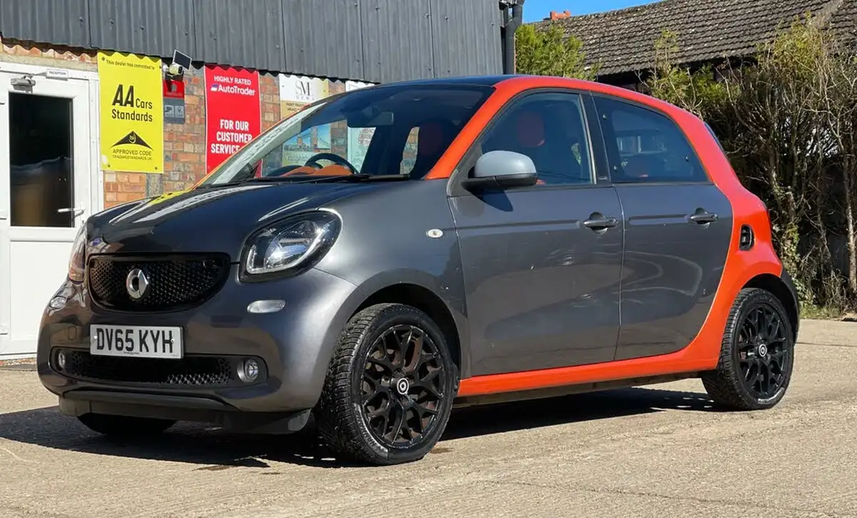 2015-smart-forfour-10-edition-1-big-2