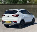 2020-mg-zs-suv-15-vti-tech-exclusive-106ps-small-6