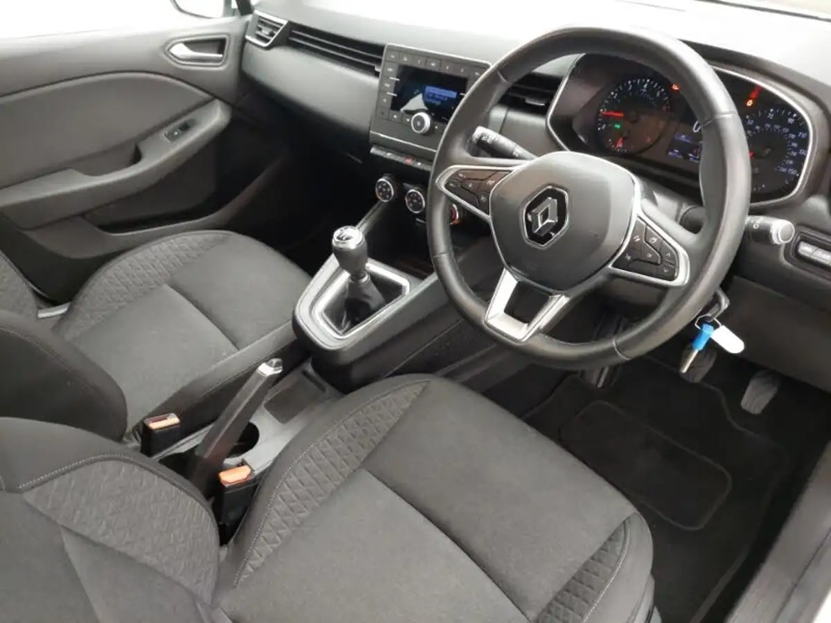 2021-renault-clio-10-sce-play-75bhp-big-12