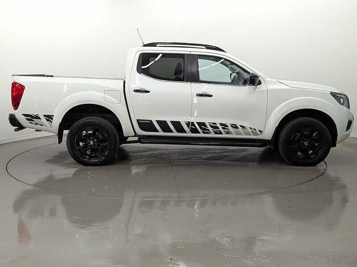 2020-nissan-navara-23dci-tt-n-guard-8-navileathersunroof-auto-big-1