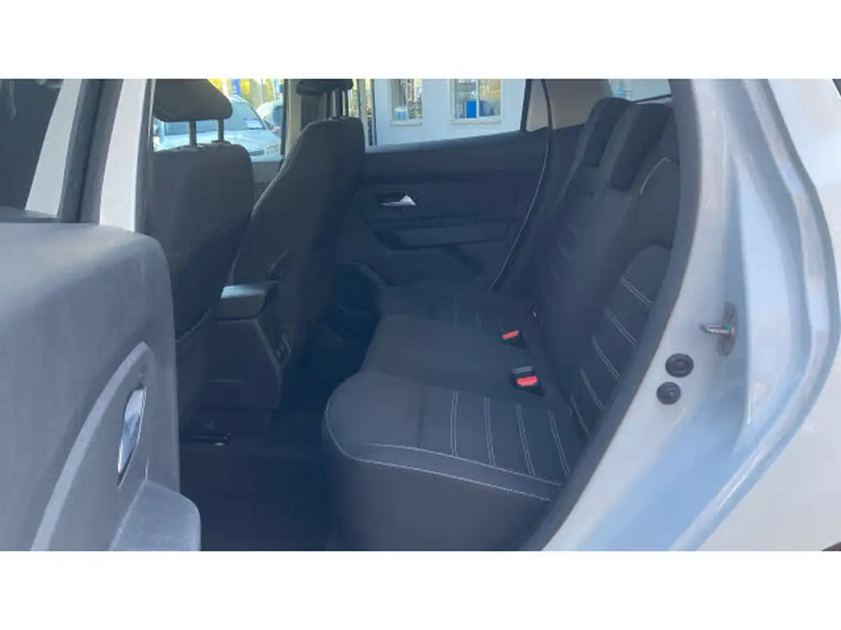 2022-dacia-duster-13-tce-prestige-130bhp-big-15