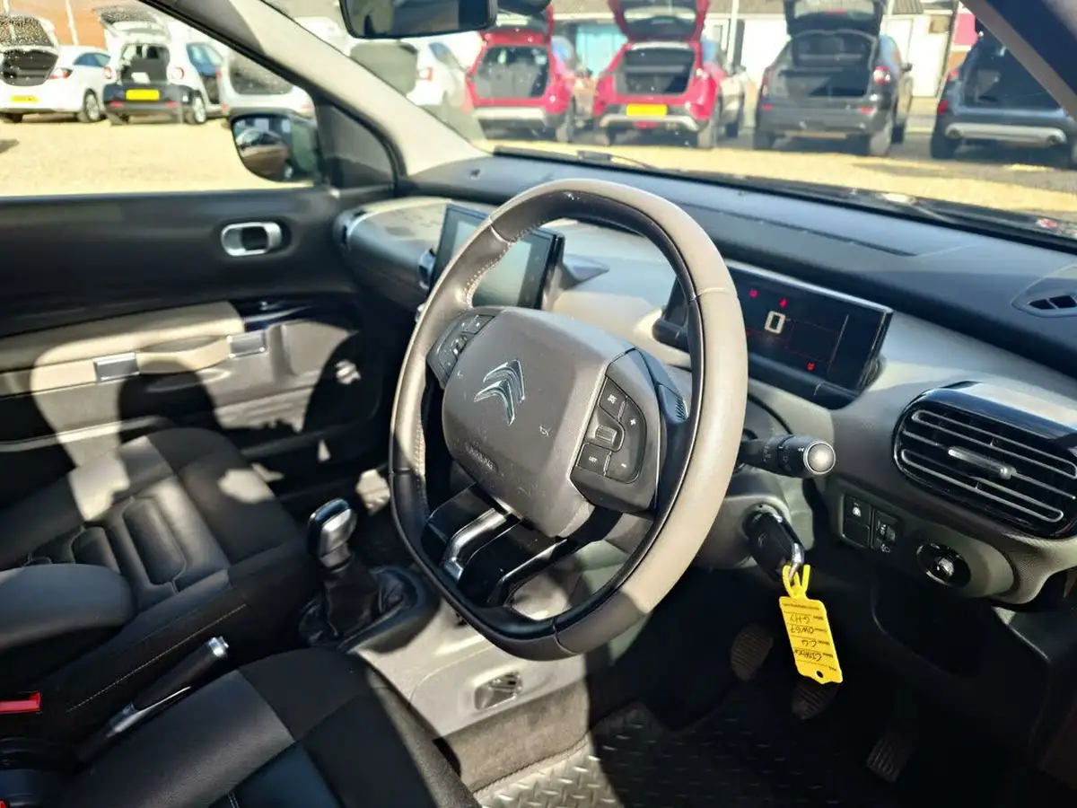 2018-citroen-c4-cactus-16bluehdi-flair-edition-big-33