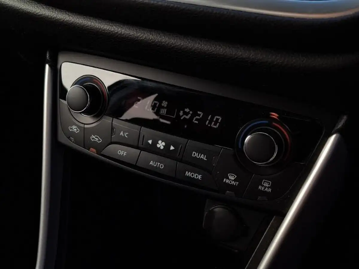 2020-suzuki-s-cross-14-boosterjet-sz-t-big-12