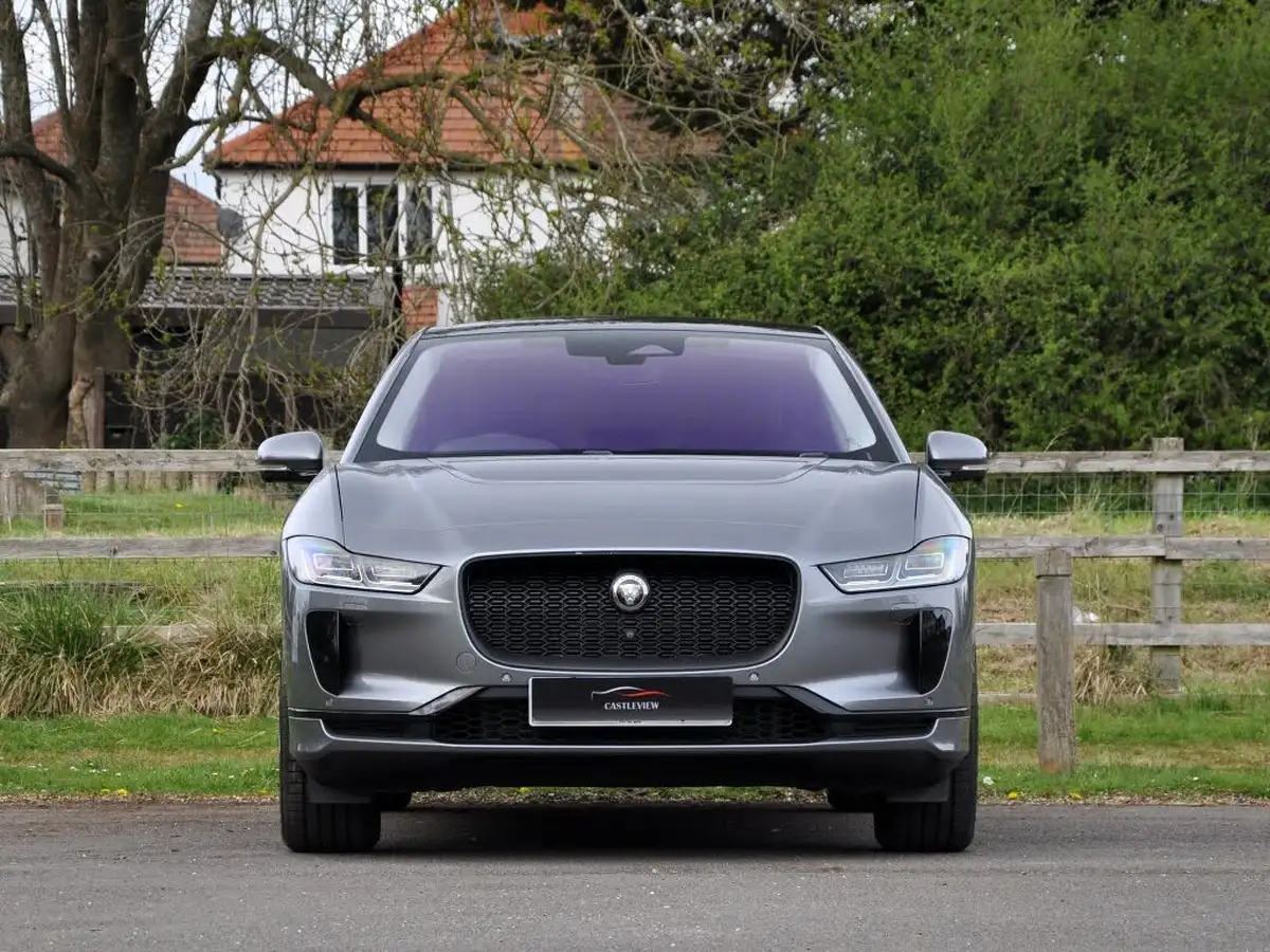 2021-jaguar-i-pace-ev400-se-big-50