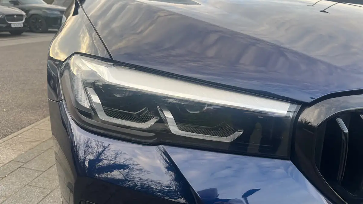 2022-bmw-5-series-20-530e-m-sport-saloon-4d-big-16