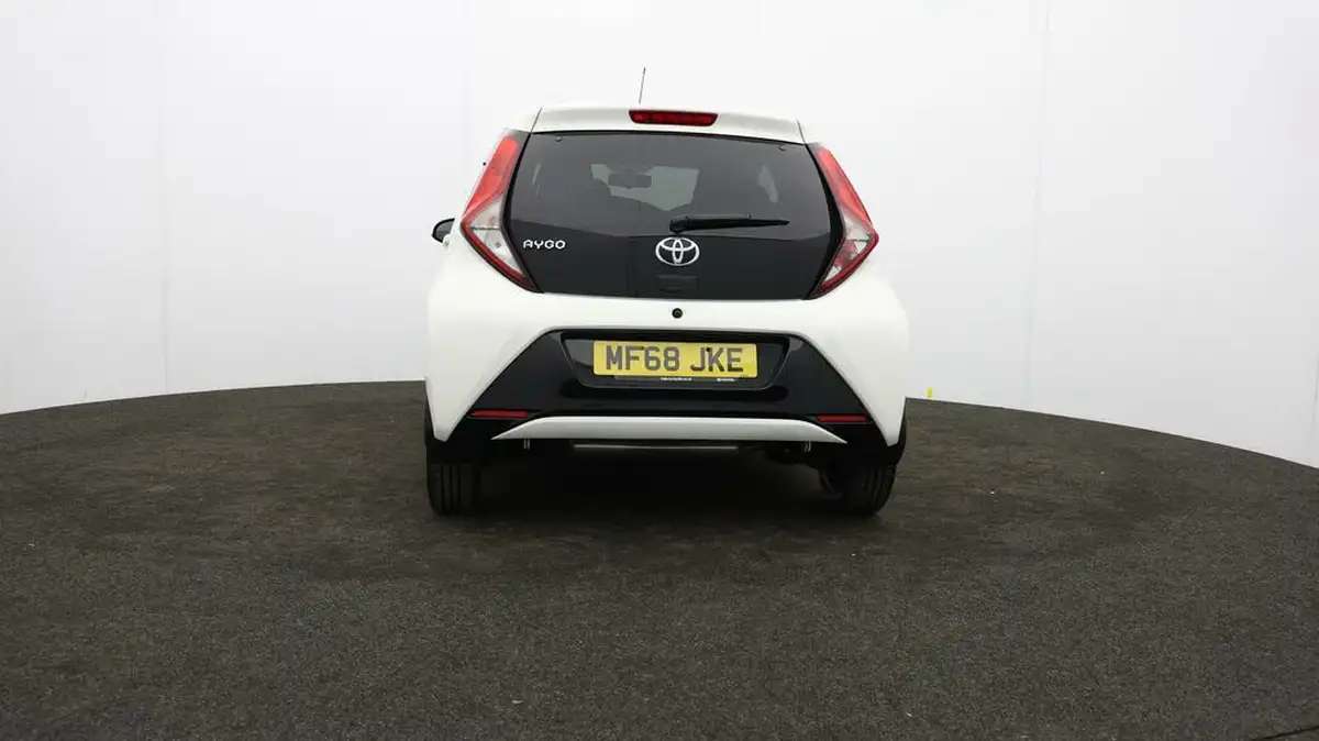 2018-toyota-aygo-10-vvt-i-x-plore-big-45