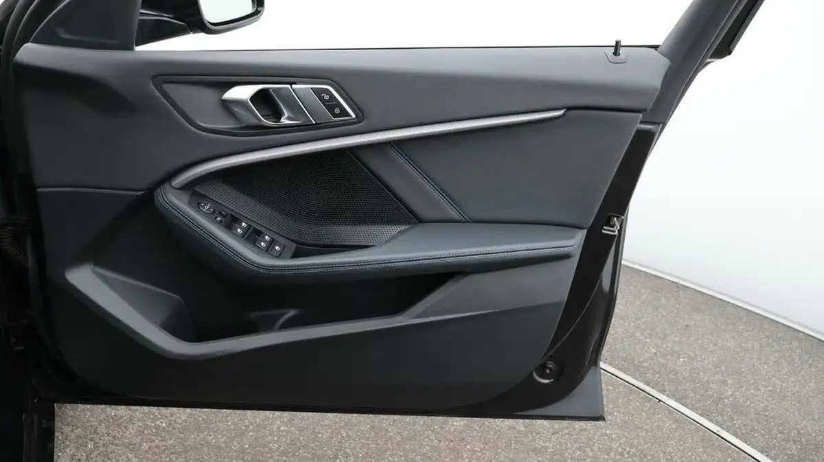2019-bmw-1-series-15-118i-m-sport-138bhp-5d-big-15