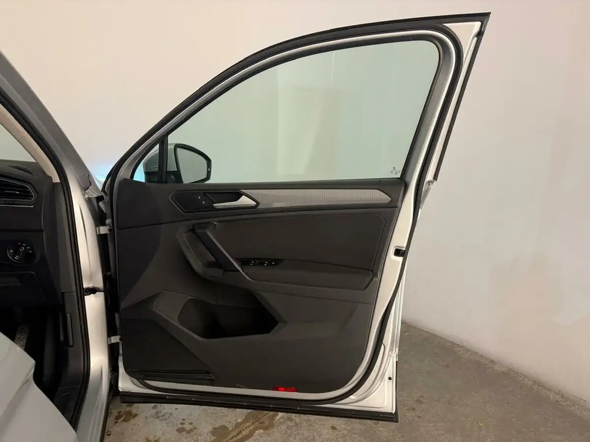 2021-volkswagen-tiguan-15-tsi-life-150ps-dsg-big-32