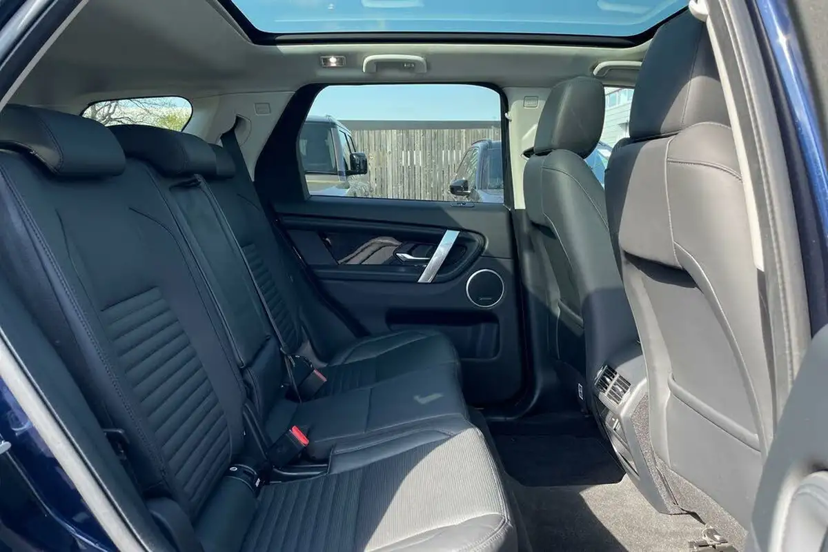2021-land-rover-discovery-sport-20-p250-hse-big-29