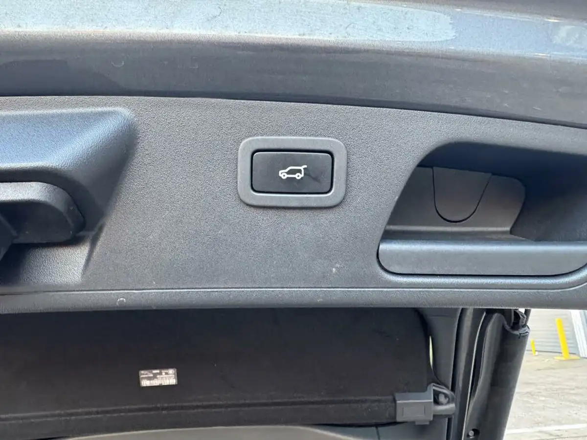 2019-jaguar-e-pace-20-i4d-r-dynamic-s-150ps-awd-auto-big-26