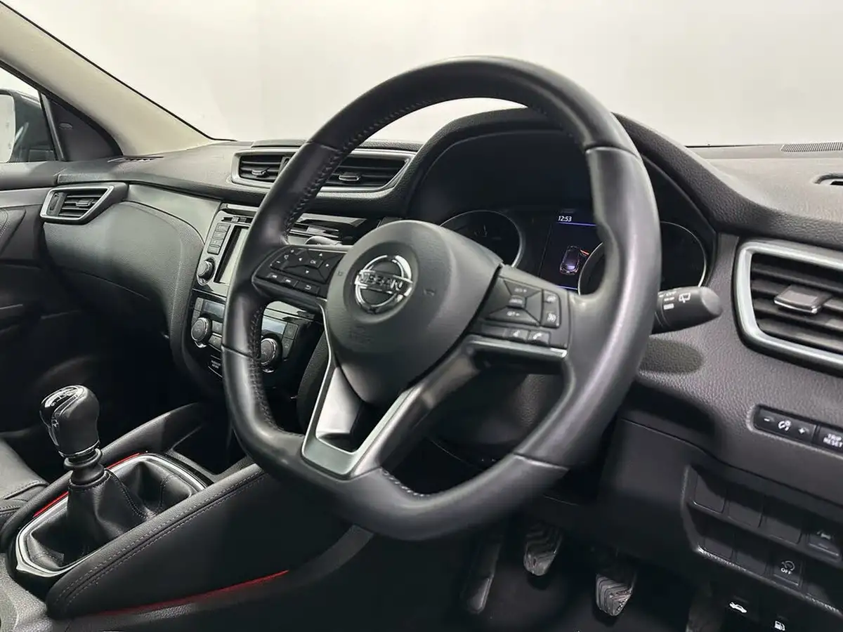 2019-nissan-qashqai-13-dig-t-tekna-140ps-big-8