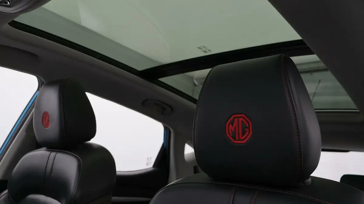 2022-mg-zs-suv-10t-gdi-exclusive-big-21