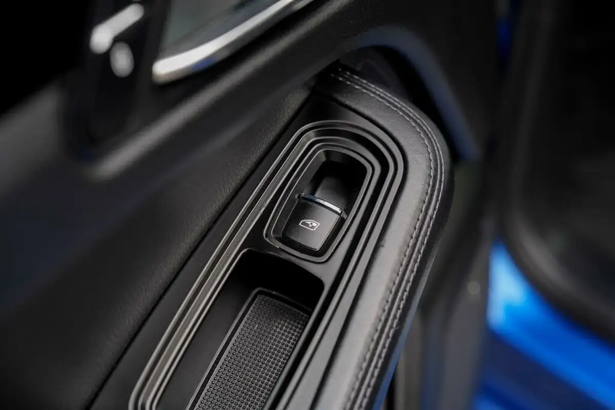 2016-porsche-macan-30td-s-big-52