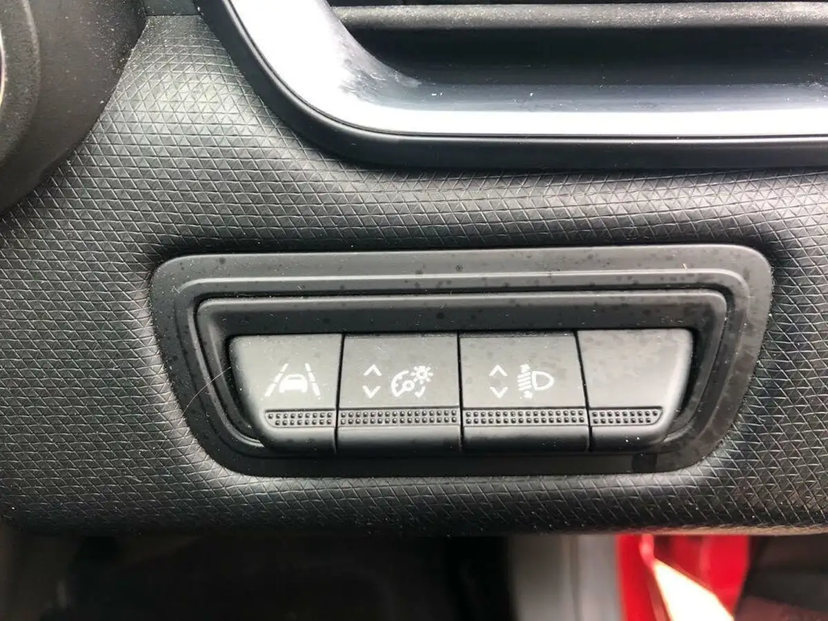 2019-renault-clio-10-sce-iconic-big-26