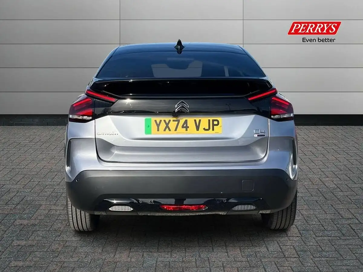 2024-citroen-c4-e-e-series-156ps-54kwh-big-4